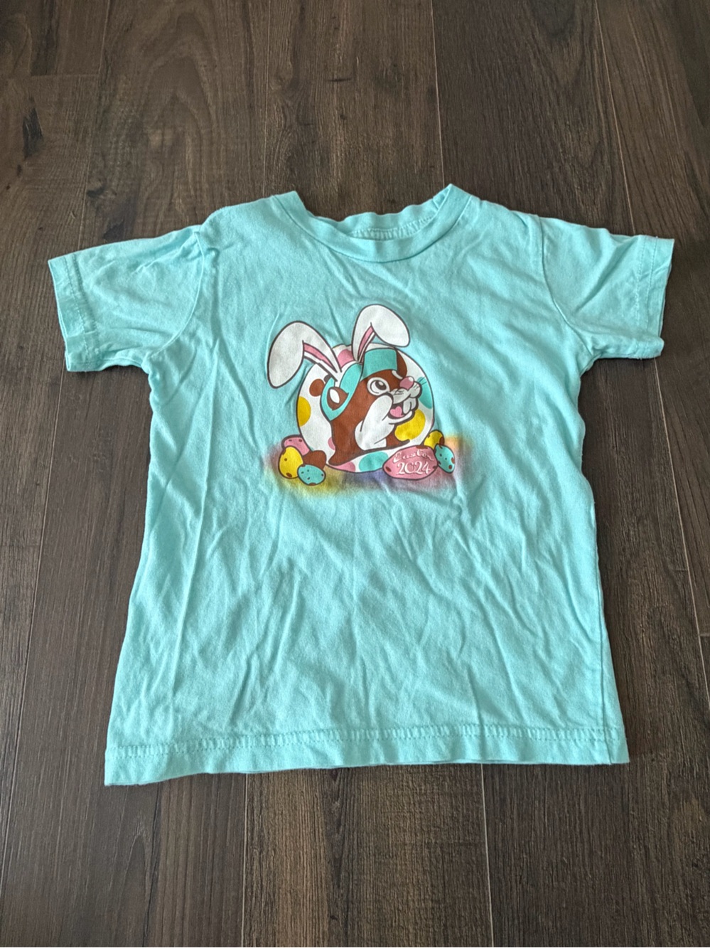 Kids Bunny Buc-ee’s Tee in Light Aqua